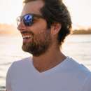 Handsome, tall and tanned guy wants to meet shy woman in Wheeling